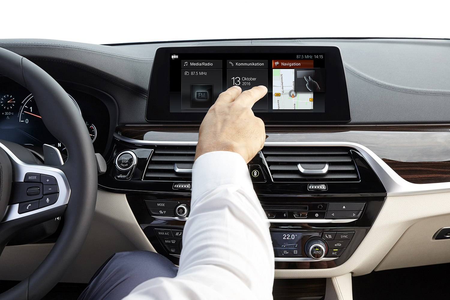 2017_bmw_5-6.jpg
