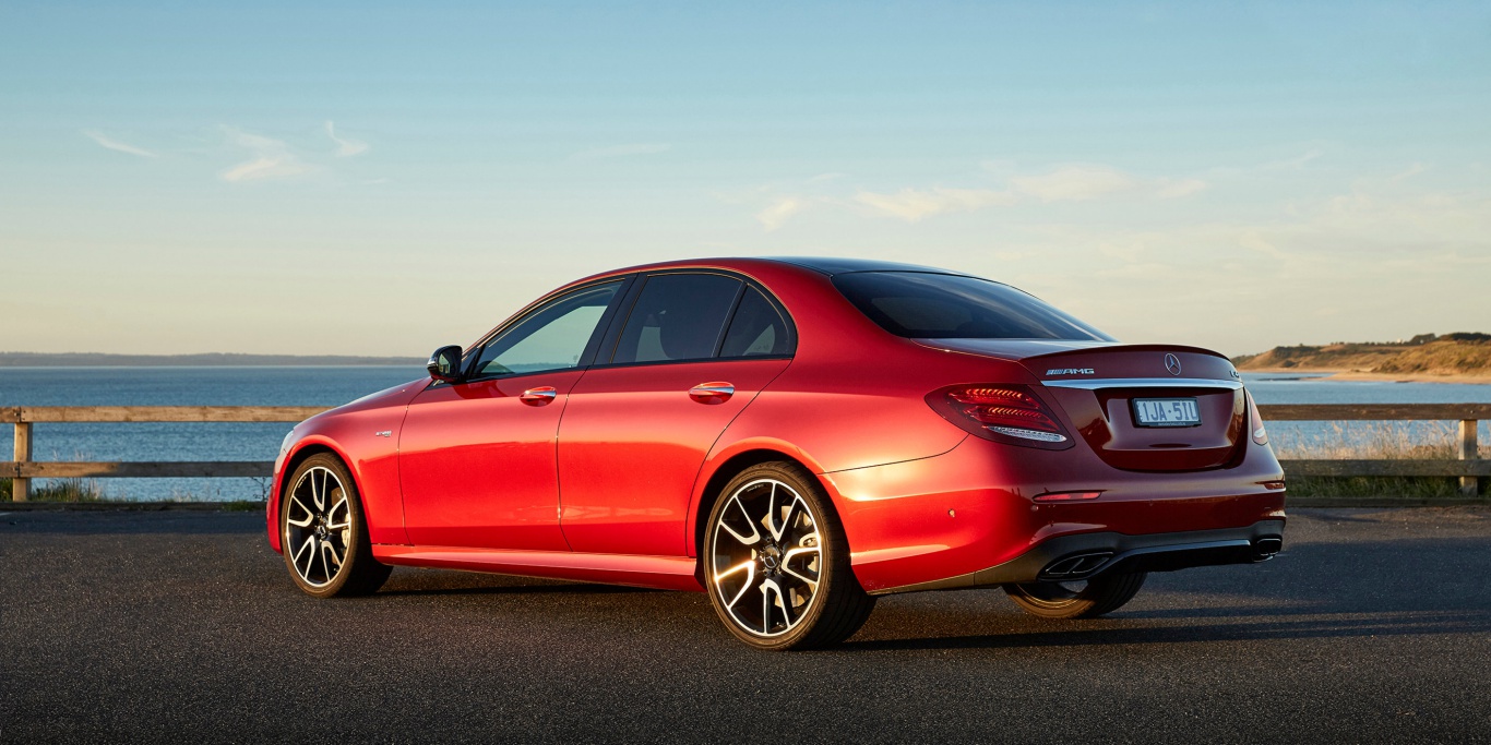2017-Mercedes-AMG-E43%204.jpg